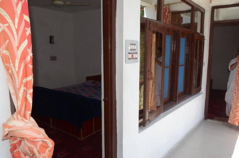 Howrah Guest House 1* Индия, Сринагар