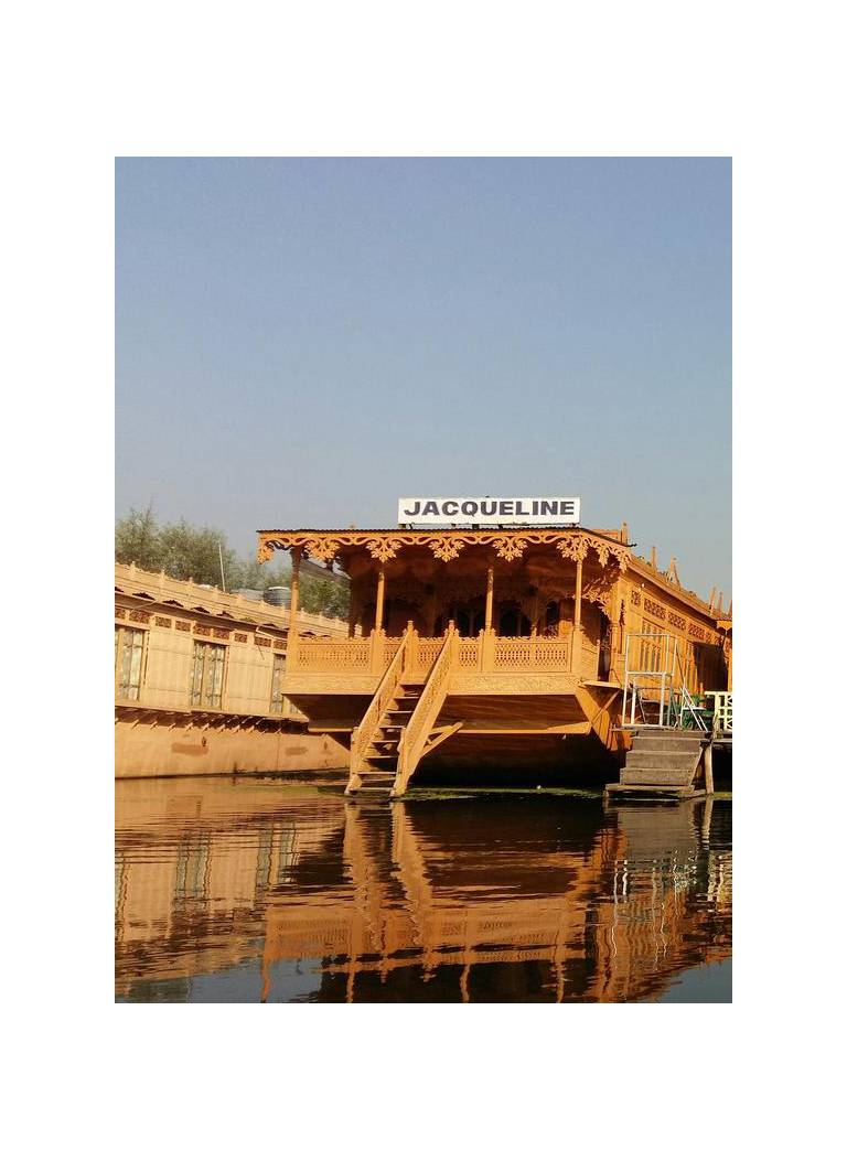 Jacqueline houseboat