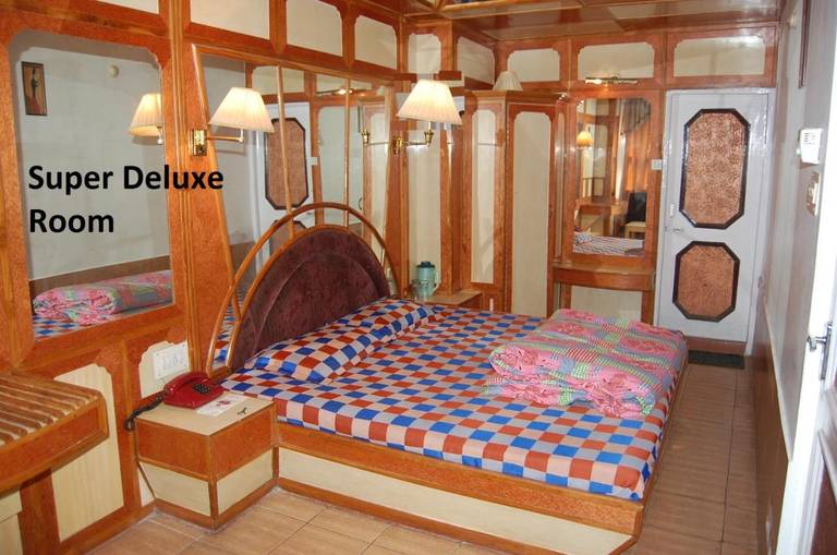 Hotel Gulmarg Regency