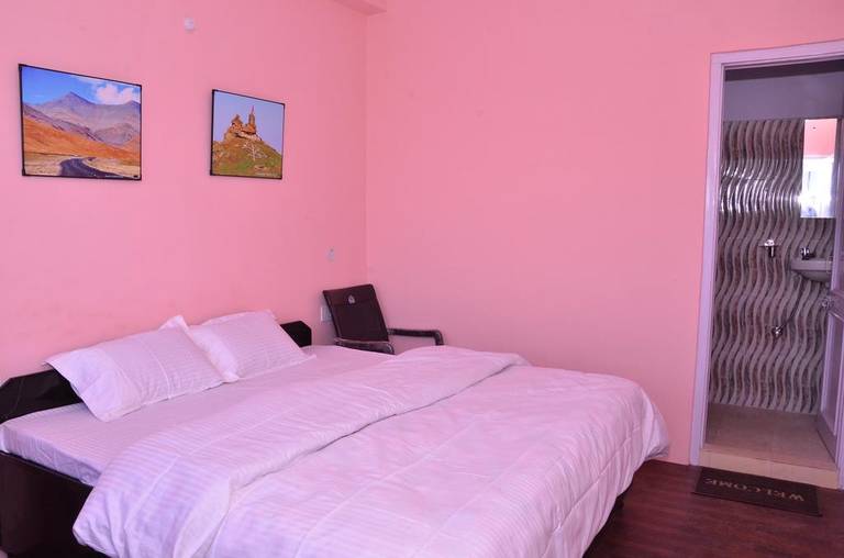 Royal Home Stay