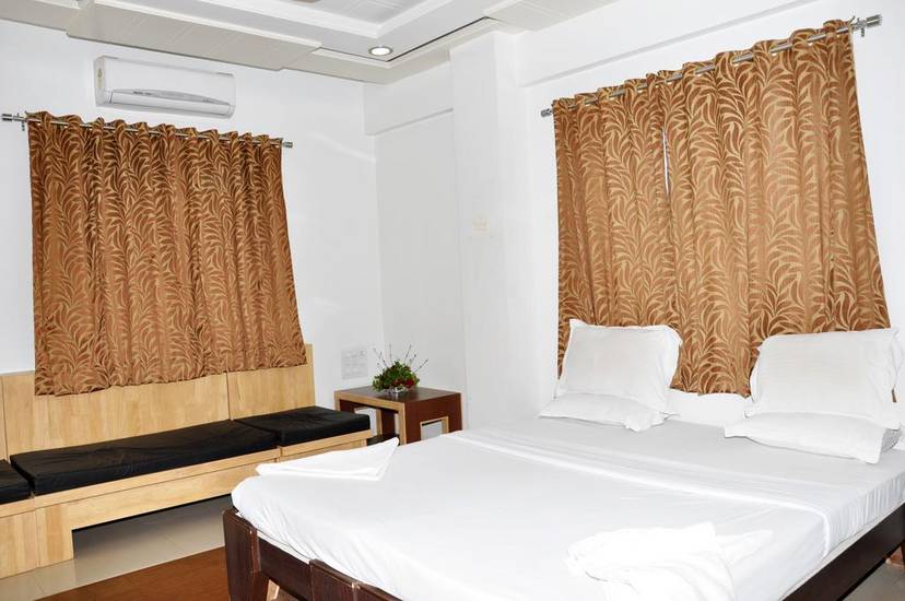 Hotel Anand Heritage Индия, Ширди