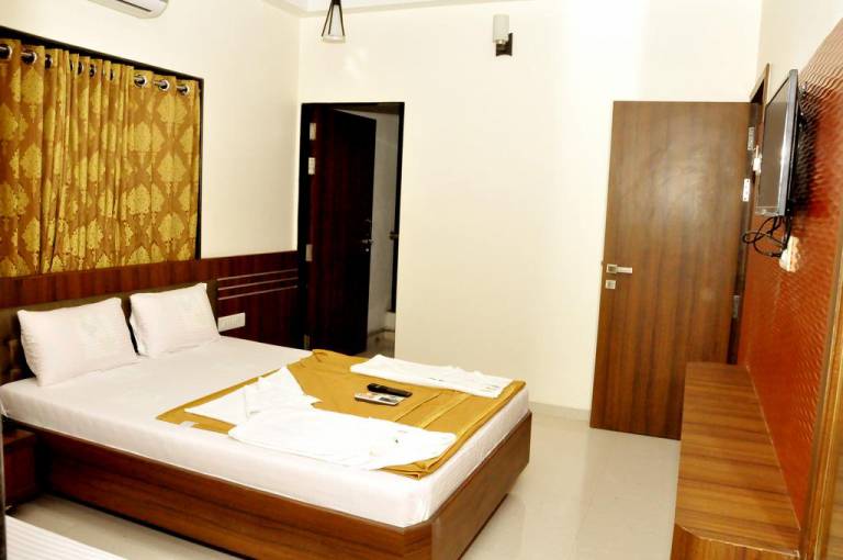 Hotel Govind Park