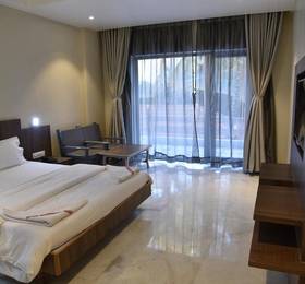 Отдых в Hotel Hrushikesh - Индия, Ширди