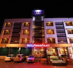 Hotel Mandai Palace в Ширди