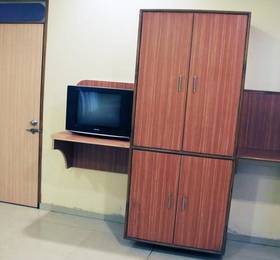 Hotel Om Park в Ширди