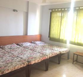 Sairatna hotel в Ширди