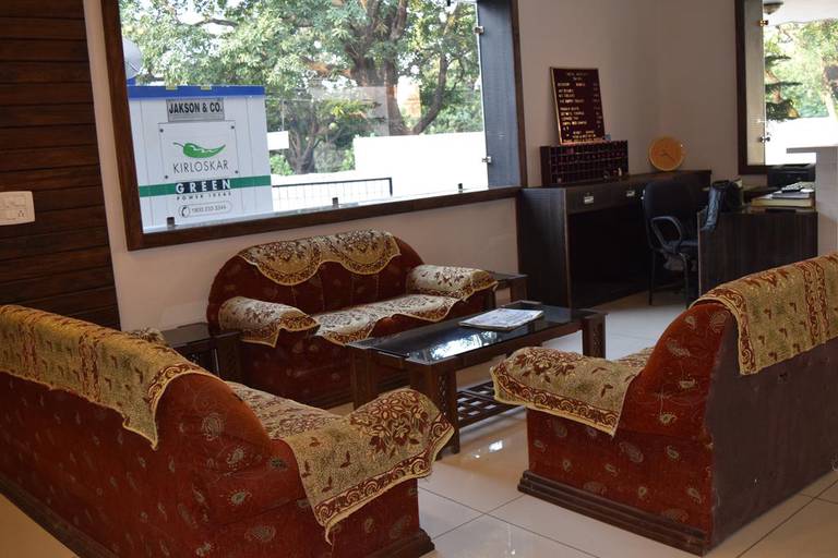 Hotel Moksha