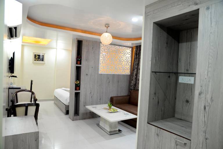 Hotel Aalcajars Inn