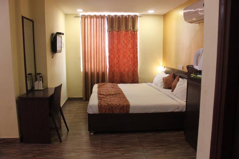 Hotel Orange Inn