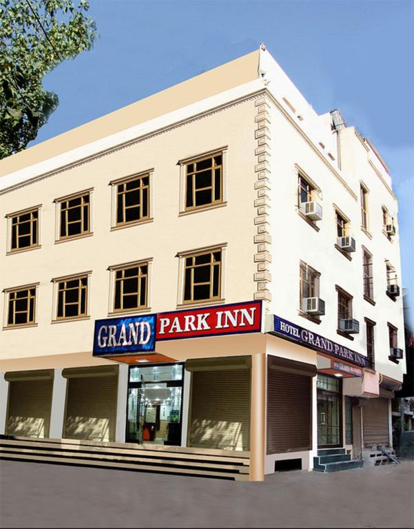 Grand Park Inn