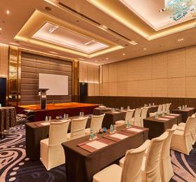 Crowne Plaza New Delhi Rohini в Нью-Дели
