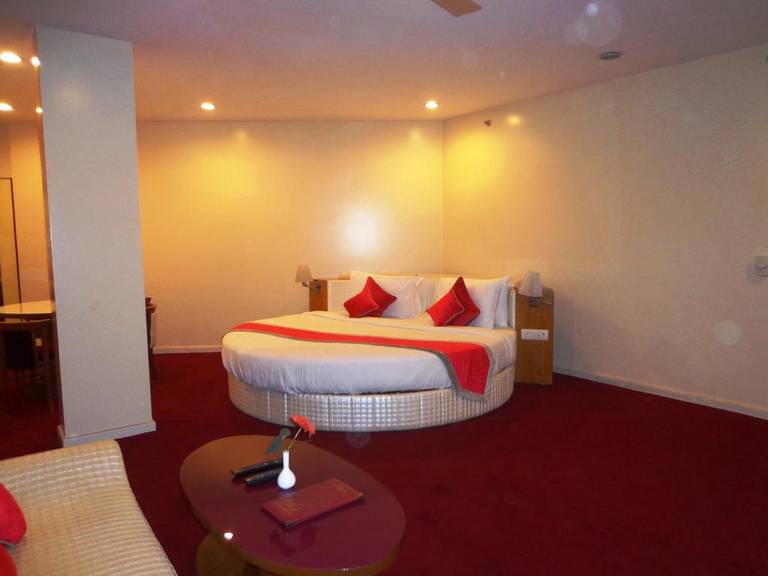 Hotel Ramhan Palace