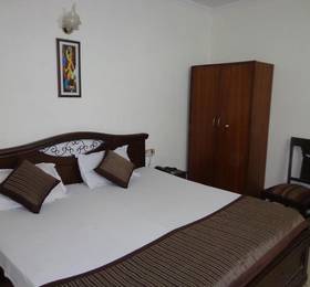 Hotel R S International @ Paharganj в Нью-Дели