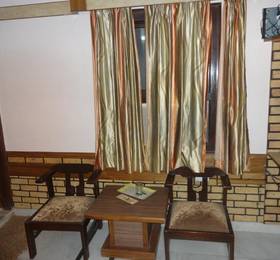 Hotel Cottage Crown Plaza в Нью-Дели