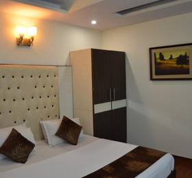 Hotel Milan Deluxe в Нью-Дели