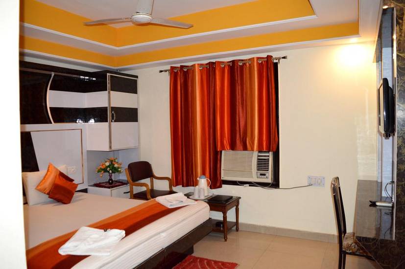 Hotel Su Shree Continental 3* Индия, Нью-Дели