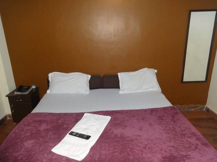 Hotel The Crown 3* Индия, Нью-Дели