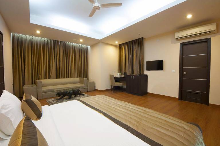 Hotel Aura @ Airport