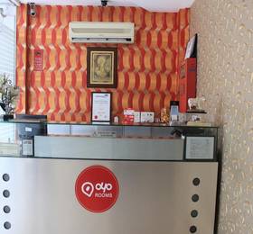 OYO Rooms Lajpat Nagar Market в Нью-Дели