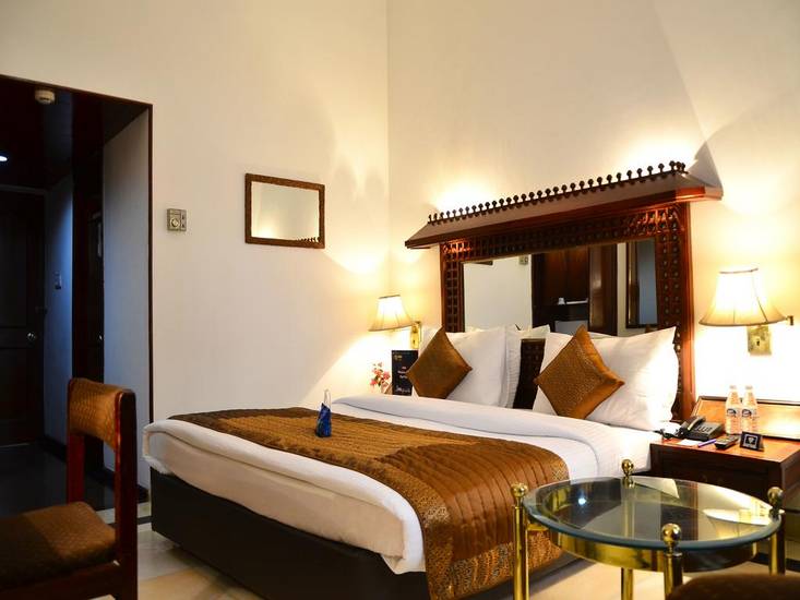 OYO Premium Resort Airport 3* Индия, Нью-Дели