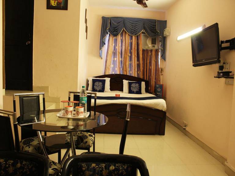 OYO Homes Kalkaji E Block