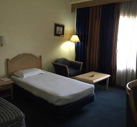 Centaur Hotel в Нью-Дели