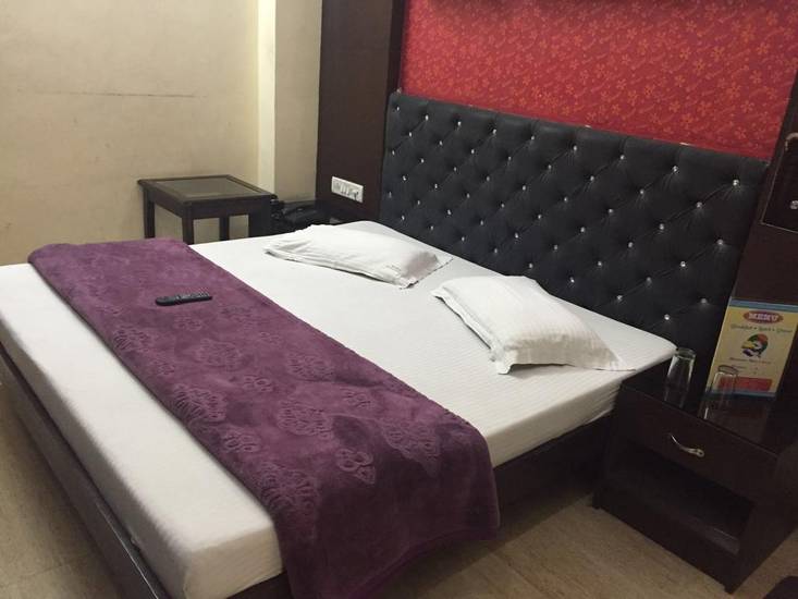Hotel Noble International 3* Индия, Нью-Дели
