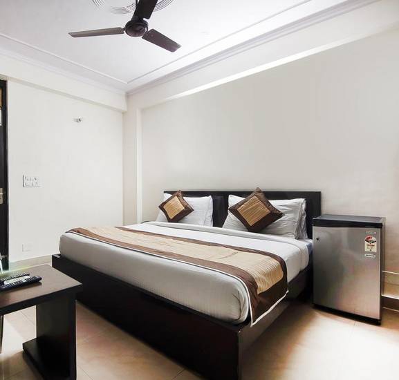 Hotel Charan Pahari 3* Индия, Нью-Дели