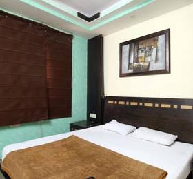 Sterling Inn в Нью-Дели
