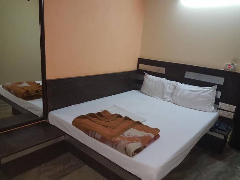 Hotel Odeon Continental New Delhi