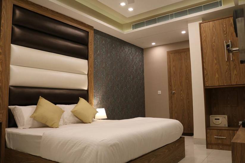 AP Holiday Inn 3* Индия, Нью-Дели