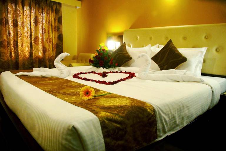 Mango Hotels, Nagpur -Central Avenue Road