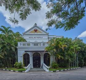 Royal Orchid Metropole в Майсуре