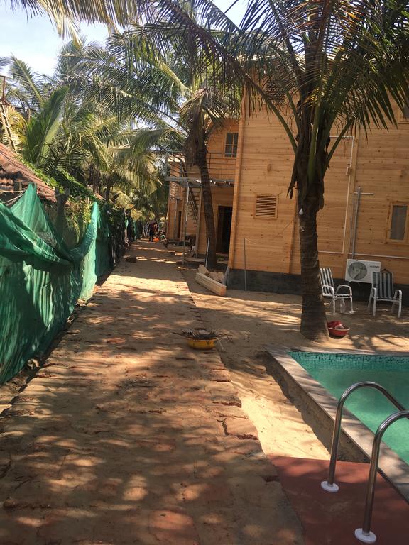 Tiara Fiesta Beach Cottages Morjim