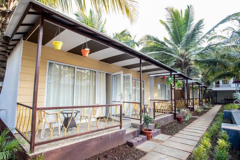 FabHotel Retreat Morjim