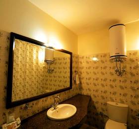 Hotel Glacier Resort в Манали