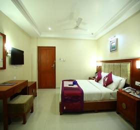 OYO Premium Arumbakkam Chennai в Ченнаи