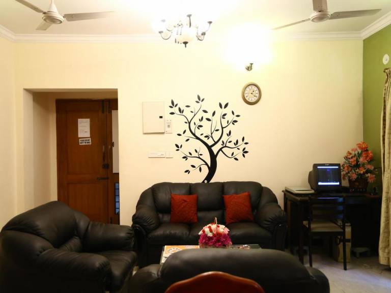 OYO Apartments Nungambakkam Cathedral Garden Road