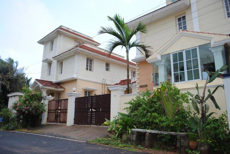 Baywatch Beach Villa