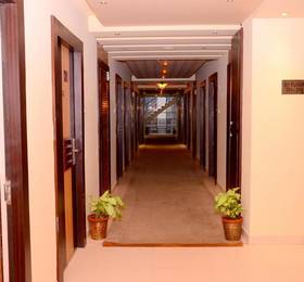 OYO Premium Charbagh Lucknow в Лакхнау