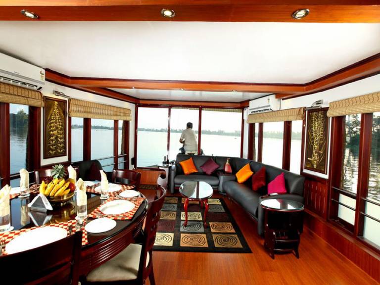 Grand Nirvana House Boat