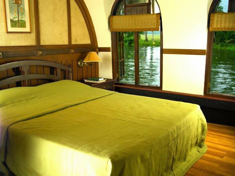 Liberty Riverland Houseboat