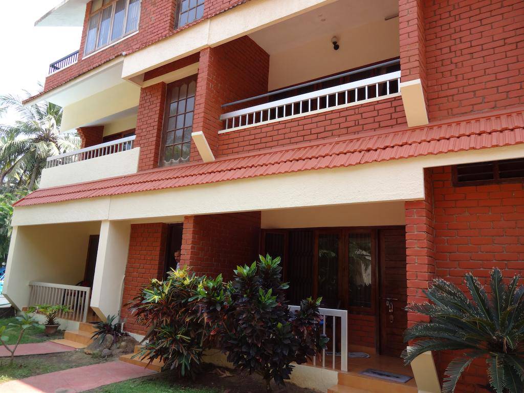 Hotel Thushara 2*