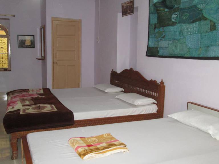 Hotel Peacock