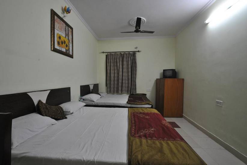 Satkar Hotel 2* Индия, Джайпур
