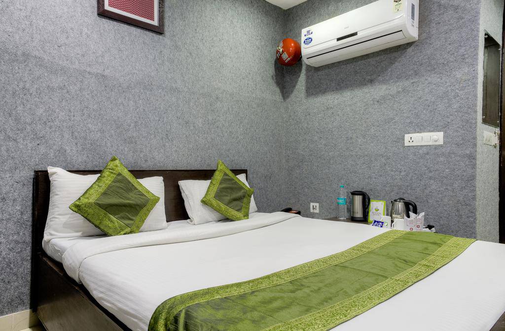 Treebo Raya Inn 3*