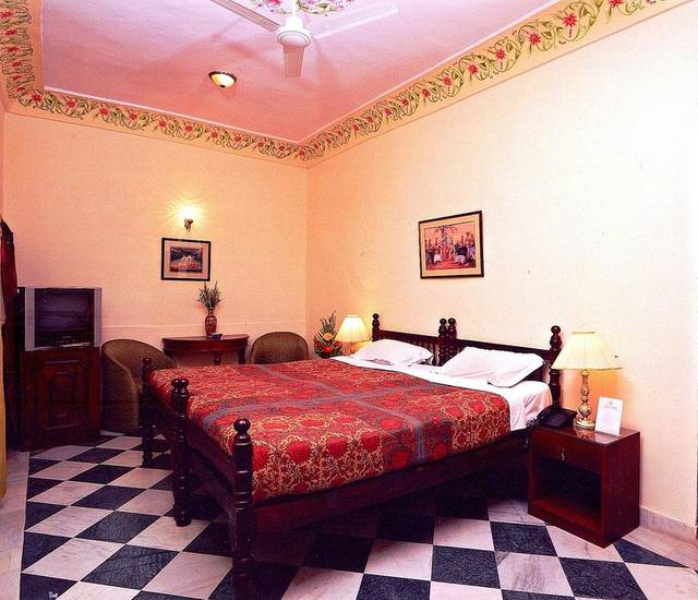 Karnot Mahal 3* Индия, Джайпур