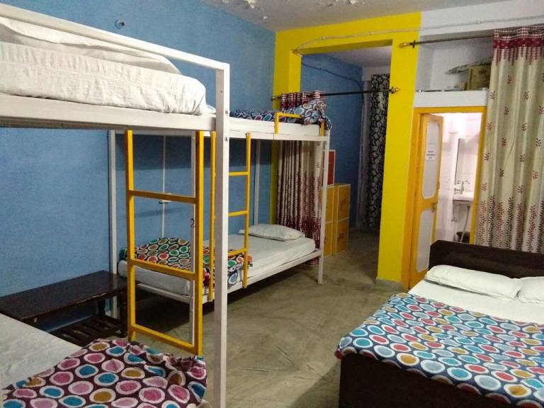 Khandela Paying Guesthouse