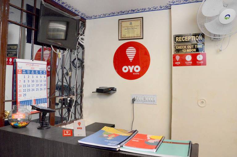 OYO Room NIMS Kukas