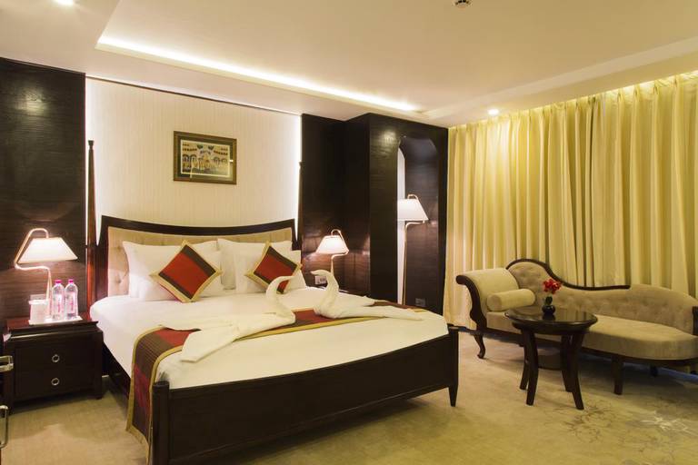 Polo Inn & Suites